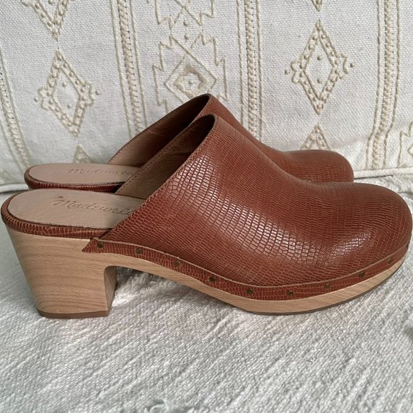 Madewell Shoes - Madewell Ayanna Leather Studded Clogs MC717, Size 9